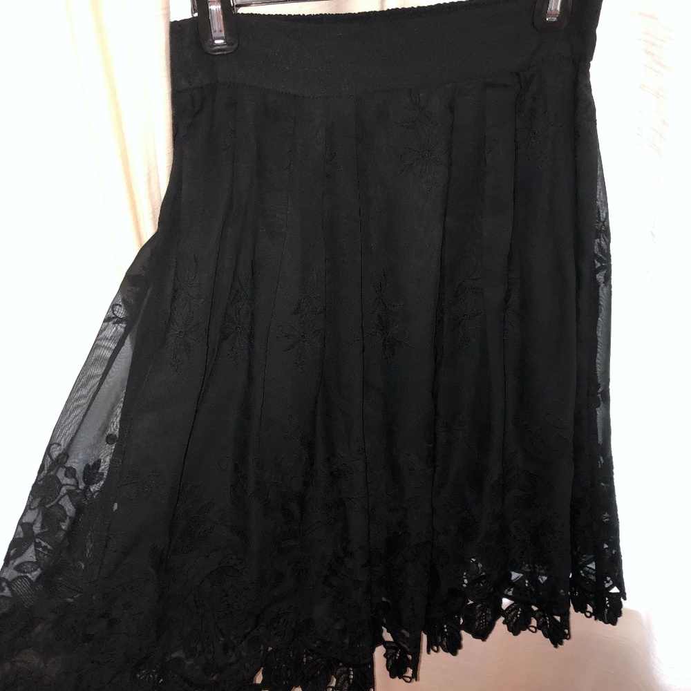 New York and Company Eva Mendes Skirt